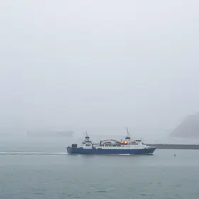 nevoeiro no Porto de Santos