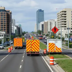 obras de alameda em Santos