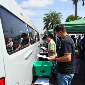 Santos convoca 100 ambulantes